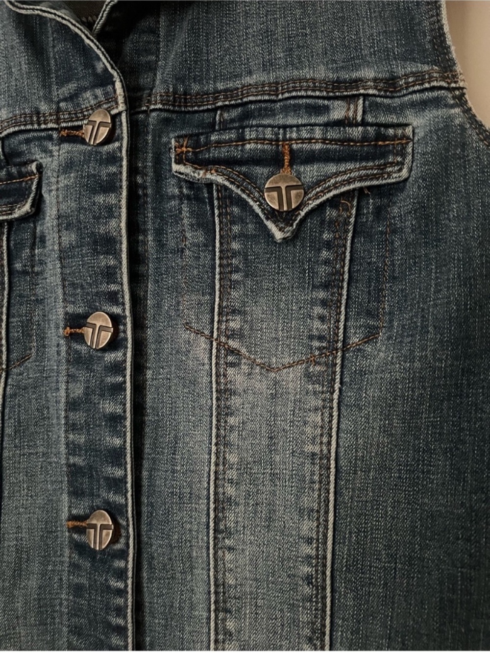 Tractr blue denim Vest, women’s S, 90s western wear casual dark wash button up - Picture 4 of 6
